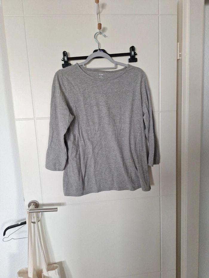 Tee-shirt gris manches 3/4 - photo numéro 1