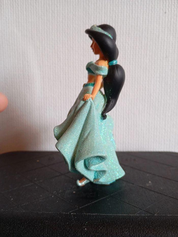 Figurine vintage Jasmine de Aladdin Disney - photo numéro 2