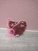 Petit sac a sequins coeur