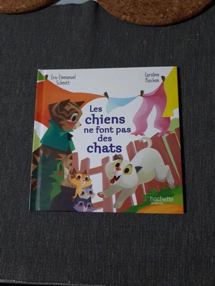 Livre jeu Les chiens ne font pas des chats - photo numéro 1