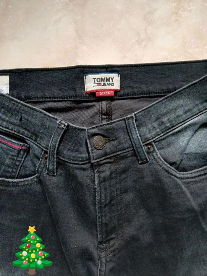 Jean slim noir tommy hilfiger W31 L34 noir - photo numéro 2