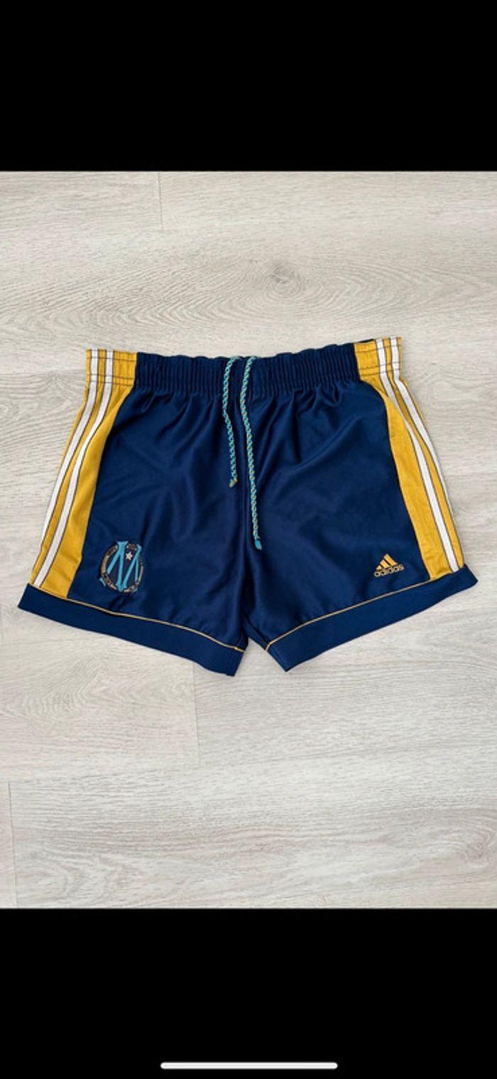 Short Adidas OM - photo numéro 1