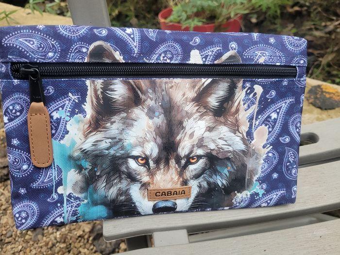 Pochette cabaia loup neuve  customisee - photo numéro 2