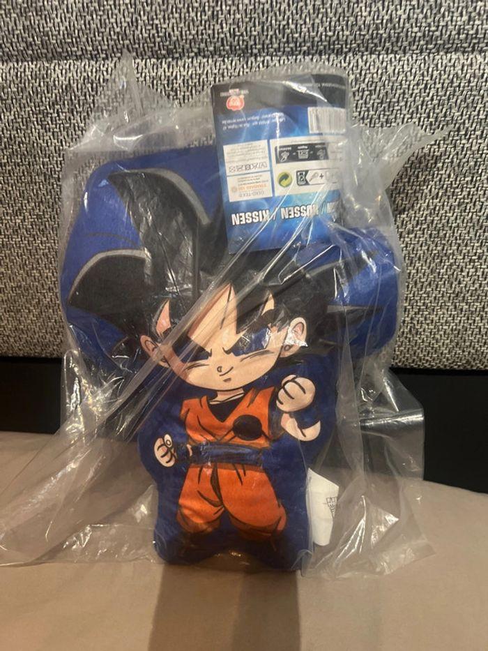 Coussin Dragon Ball - photo numéro 1