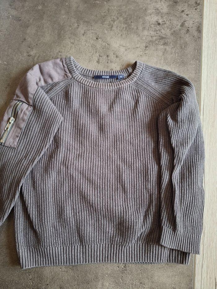 Pull gris