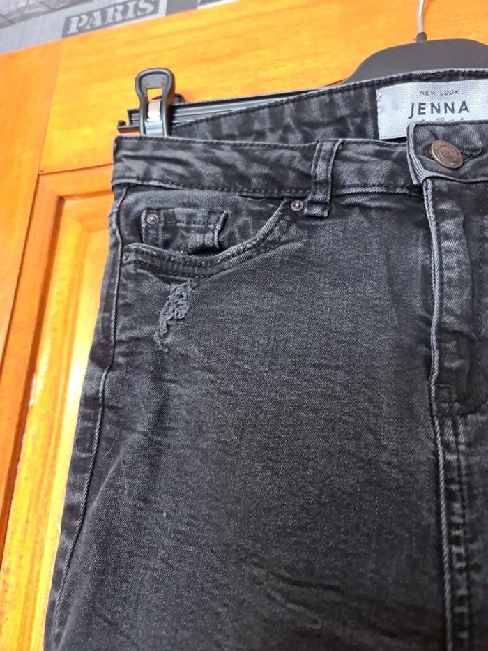 Jean skinny troué taille S 36 (EUR) - photo numéro 3