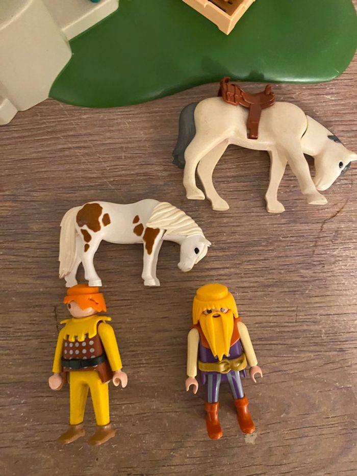 Playmobil parc personnages et chevaux - photo numéro 5