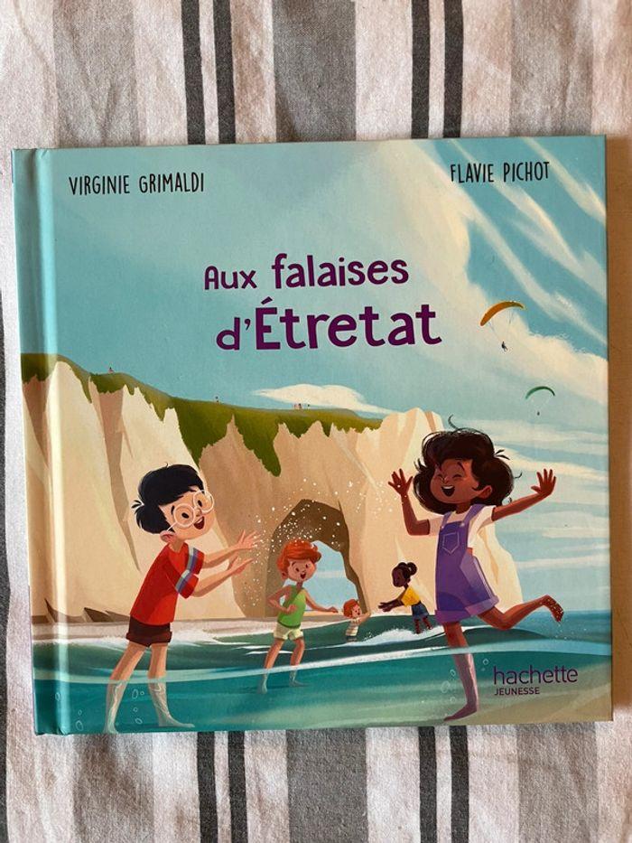 Livre enfants « aux falaises d’Etretat » - photo numéro 1