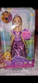 Poupée chantante Raiponce disney Mattel