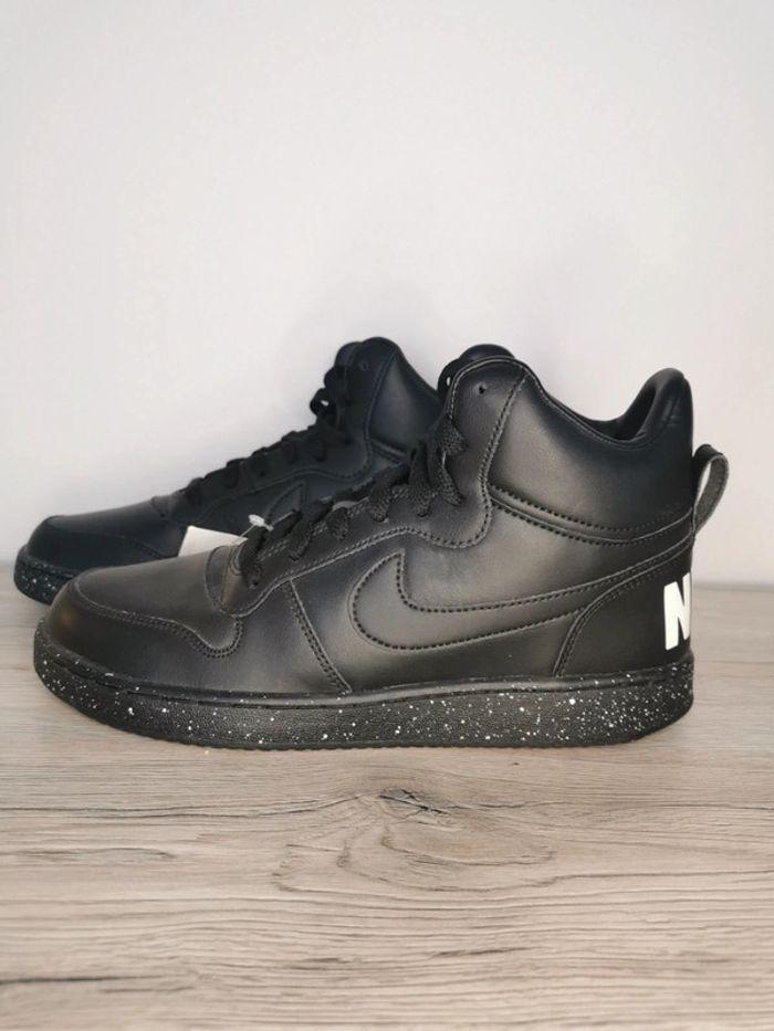 Nike court borough mid se Taille 40 neuve - photo numéro 1