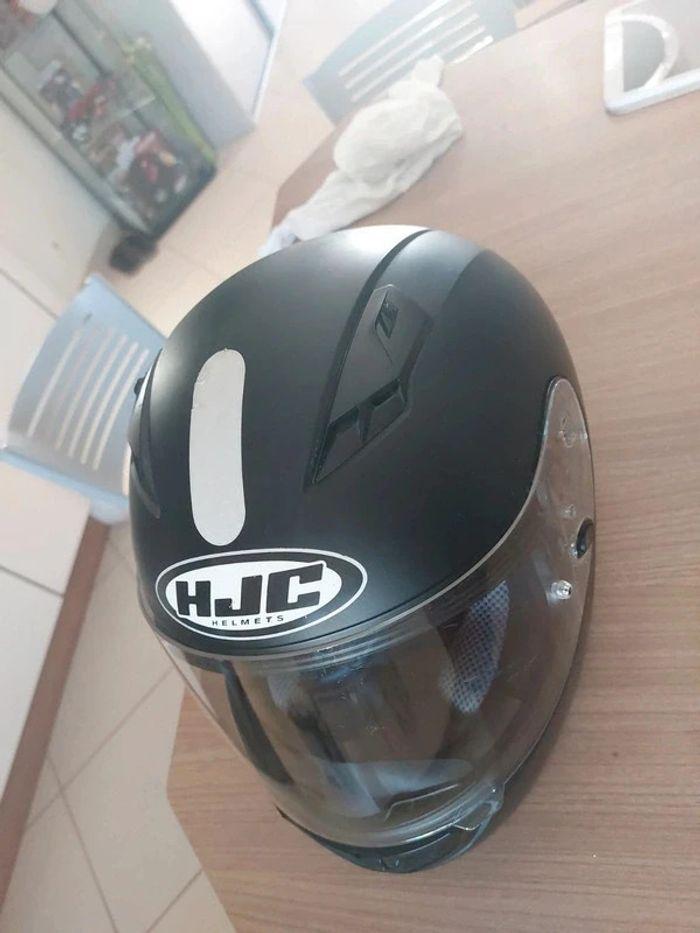 Casque moto  HJC - photo numéro 1