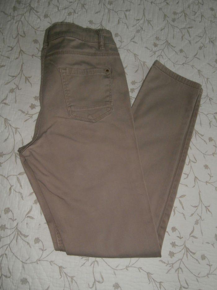 Pantalon Beige foncé T 40 - photo numéro 1