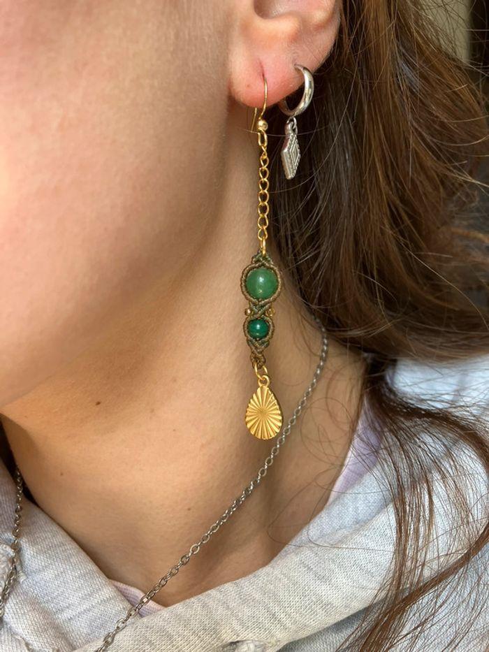 Boucles d’oreilles pendantes chaîne macramé pierre Onyx vert - photo numéro 4