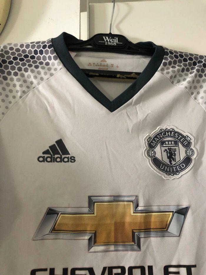 Maillot adidas Manchester United . 13- 15 ans - photo numéro 2