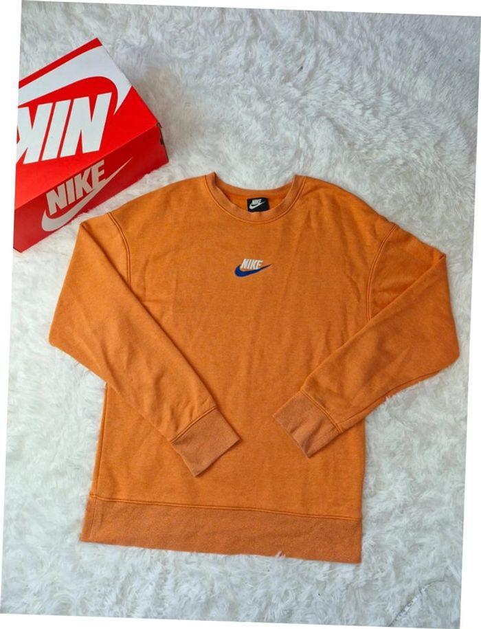 Pull orange nike taille S - photo numéro 1