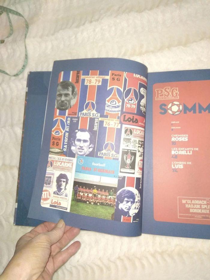 Gros livres football - photo numéro 4