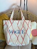 Tote bag Vogue en coton édition été 2024