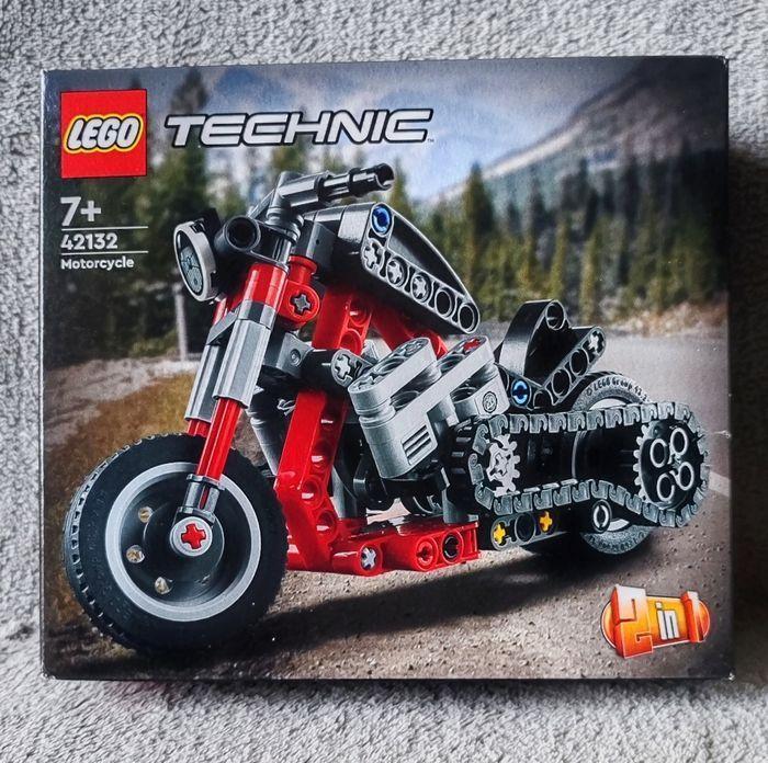 Lego technic la moto 42132  neuf - photo numéro 1