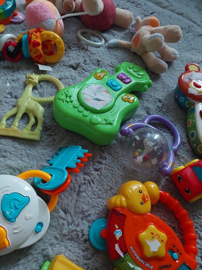 Lot jouets bébé - photo numéro 4