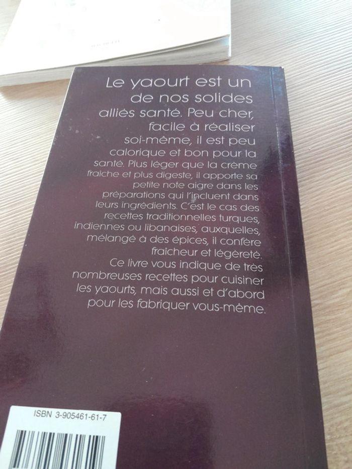 lot Livres de cuisine yaourt et sushis hachette - photo numéro 11