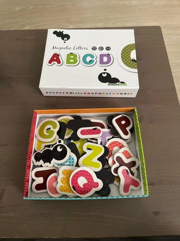 Jeu magnetic letters - photo numéro 1