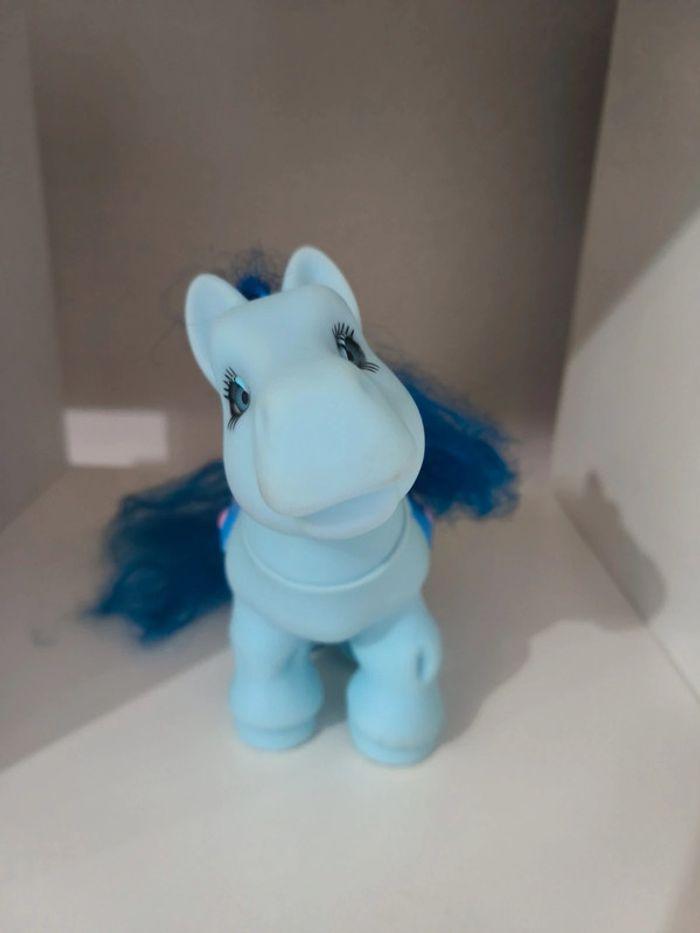 Mon Petit Poney bleu - photo numéro 5