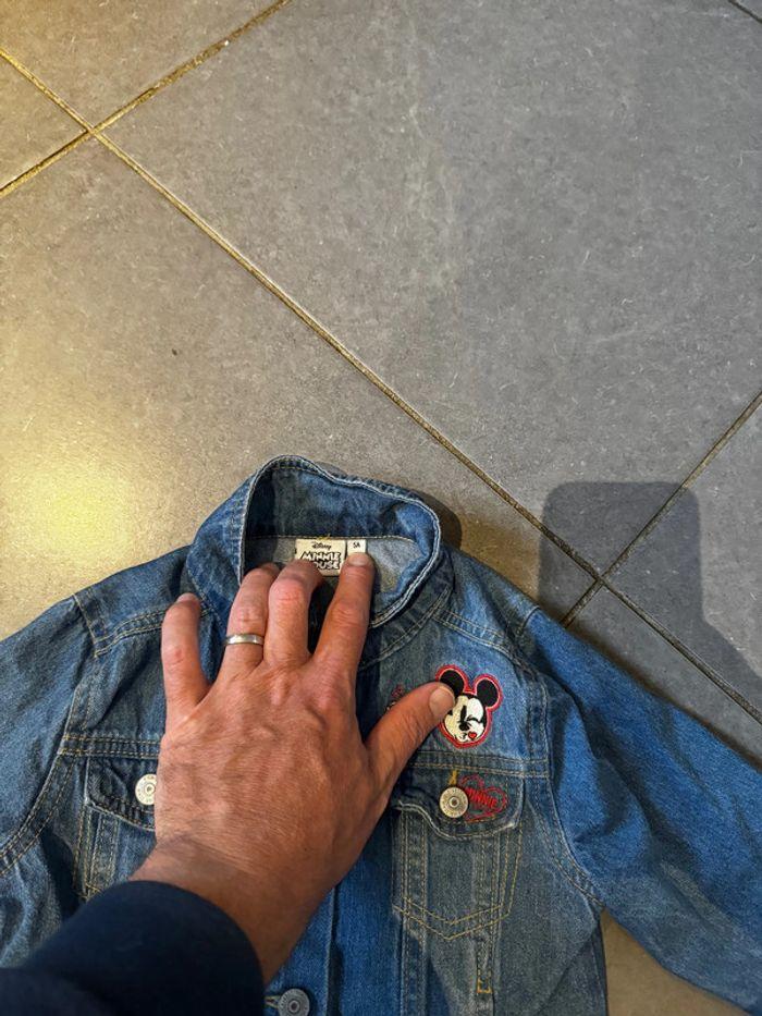 Veste en jean avec de Minnie en sequins dans le dos - Minnie Mouse - Bleu - 5 ans - photo numéro 2