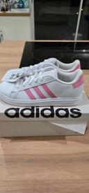 Basket cuir adidas femme taille 38