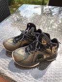 Chaussure de basket enfant