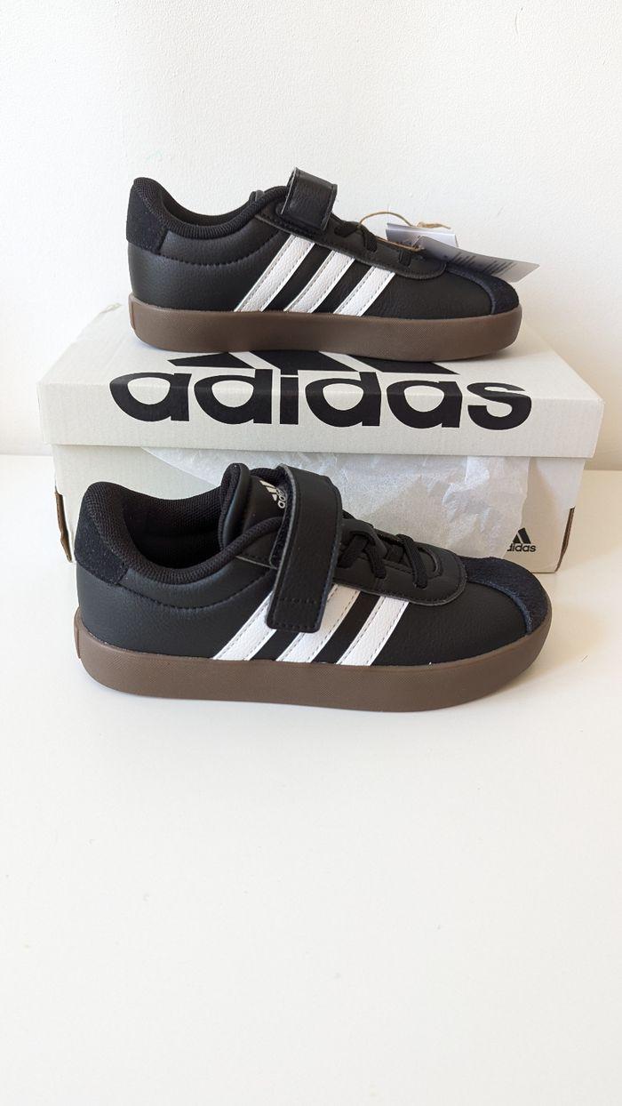 Sneakers Adidas enfant mixte 31 - photo numéro 4