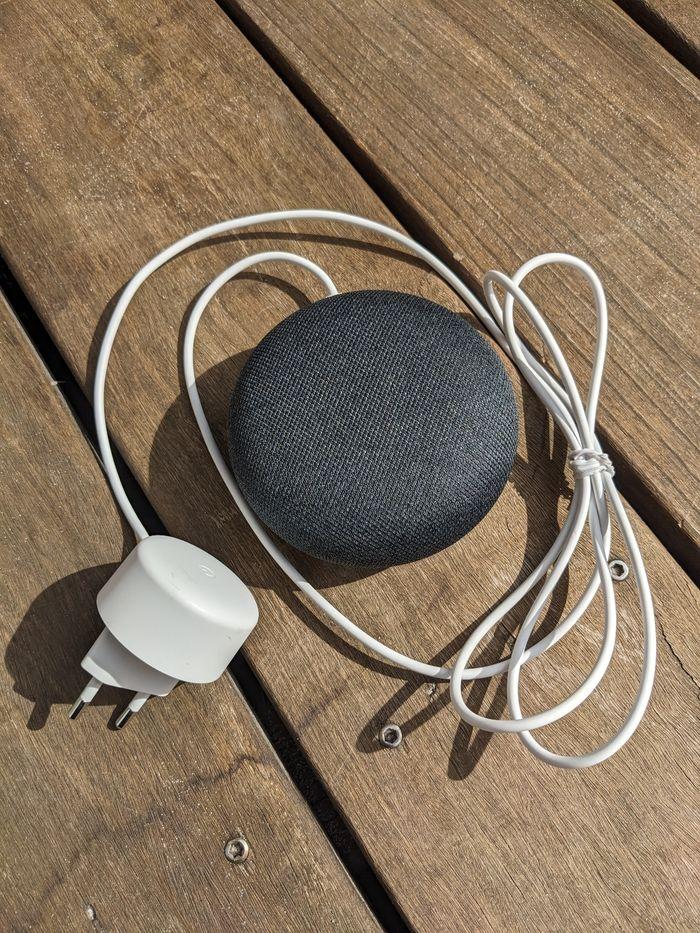 Google Home Mini