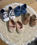 Lot petites chaussures 1-6 mois fille