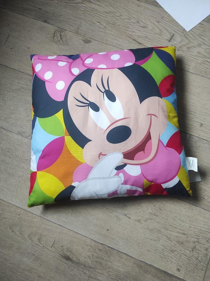 Coussin Minnie - photo numéro 1