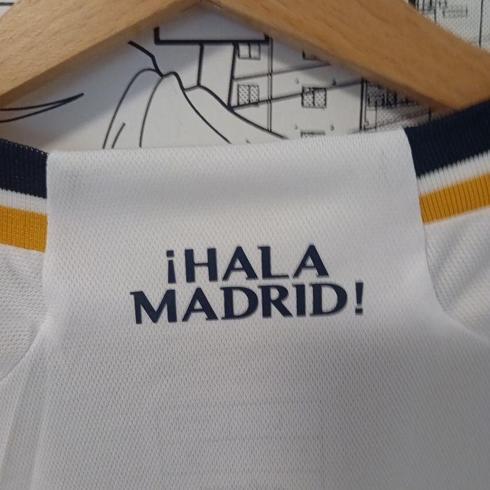 Maillot de football de Réal Madrid - photo numéro 6