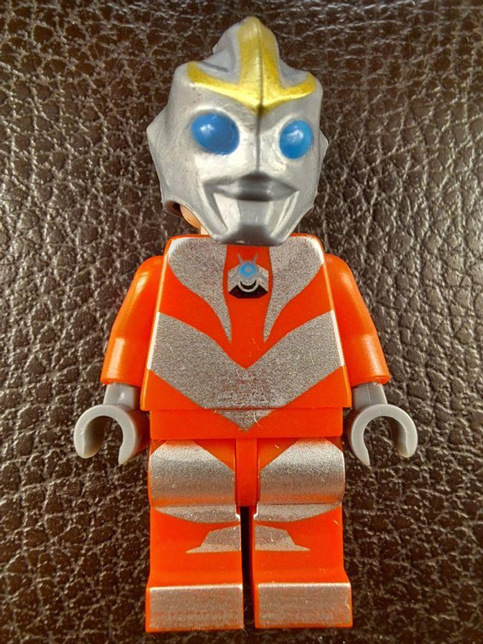 Figurine Lego compatible Ultraman - photo numéro 1