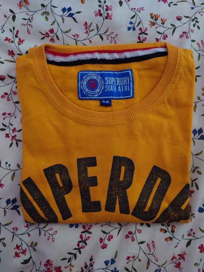 T-shirt Superdry Taille M - photo numéro 1