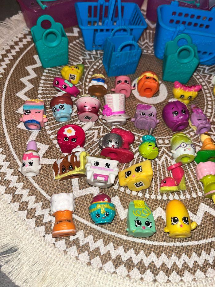 Lot de 34 Shopkins + 10 Paniers - photo numéro 2