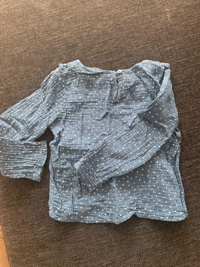 Blouse bleue à pois blanc, Eden et Victor, 4 ans, très bon état - photo numéro 5