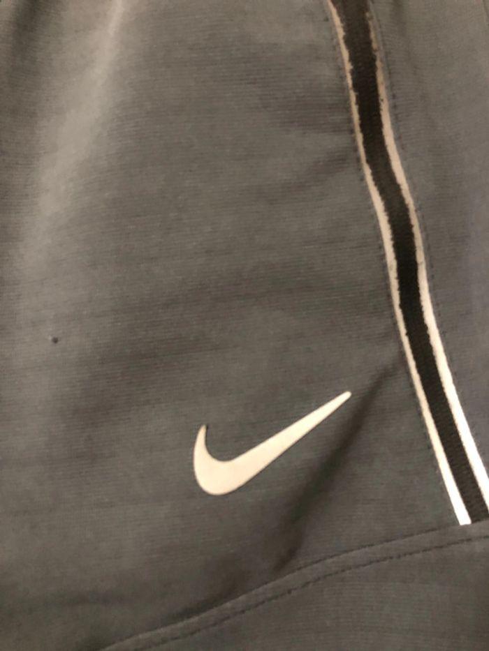 Short Nike tech - photo numéro 2