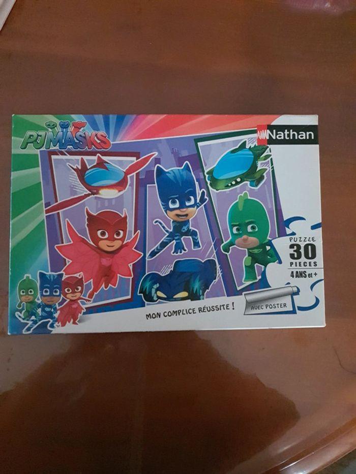 Puzzle pyjamask PJmasks Nathan 30 pièces - photo numéro 1