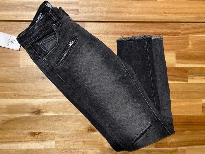 Jean Volcom neuf avec étiquette - Skinny ankle - taille XS - photo numéro 4