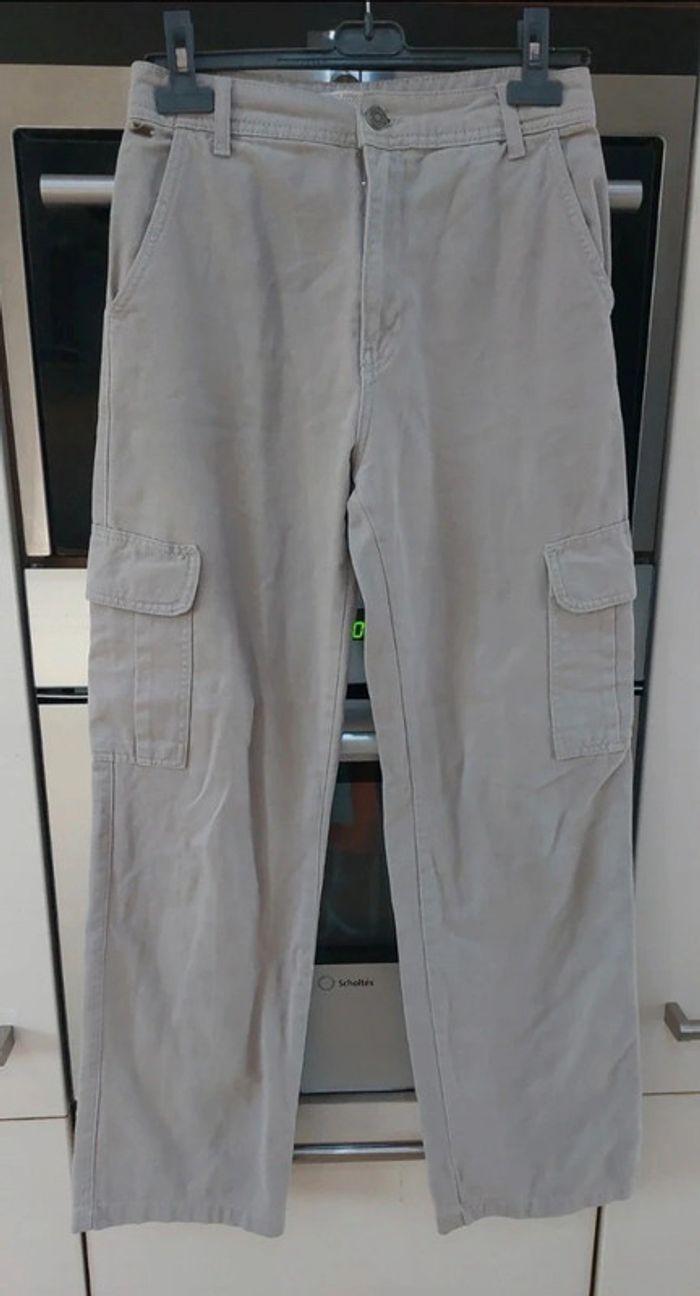 Pantalon cargo gris - photo numéro 1