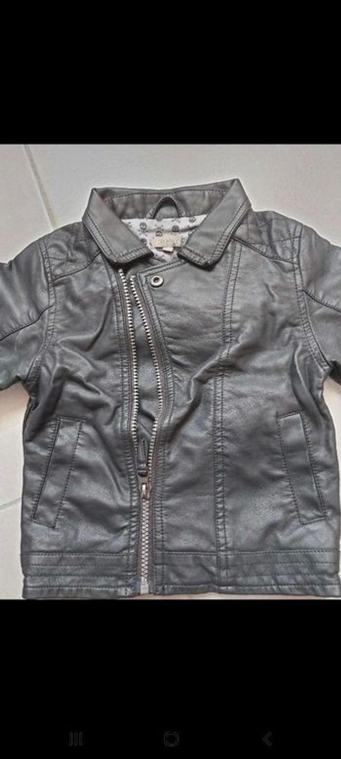 Veste simili cuir 3 ans - photo numéro 2