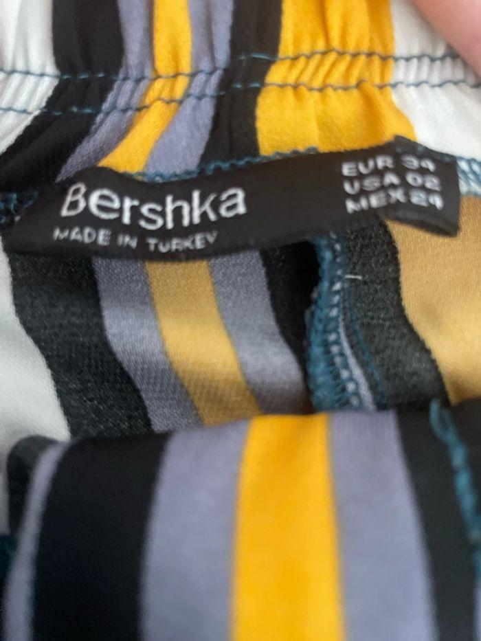 Pantalon rayé Bershka taille 34 - photo numéro 3