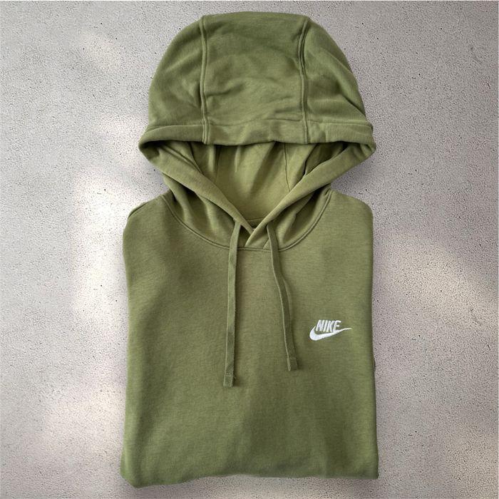 Pull à capuche Nike - photo numéro 1