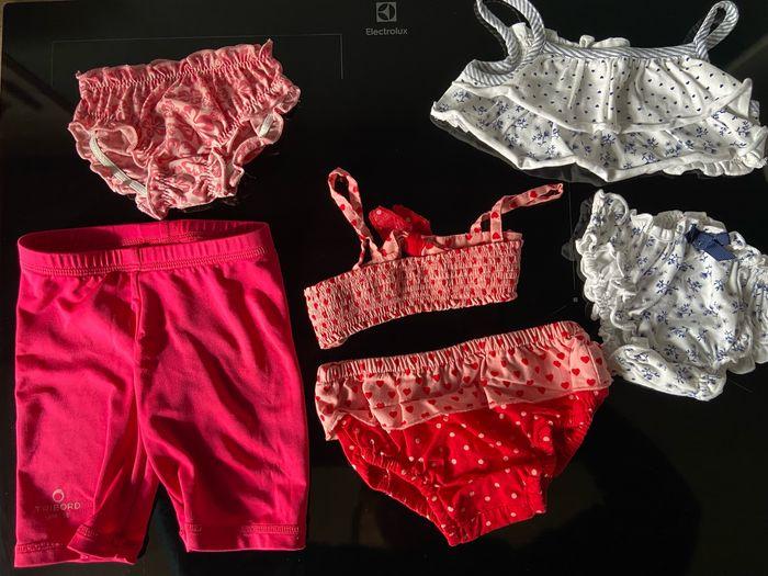 Lot de 2 maillots de bain neufs 2 pièces en 12 mois + donne  2 bas de maillots et 5 culottes neuves - photo numéro 4