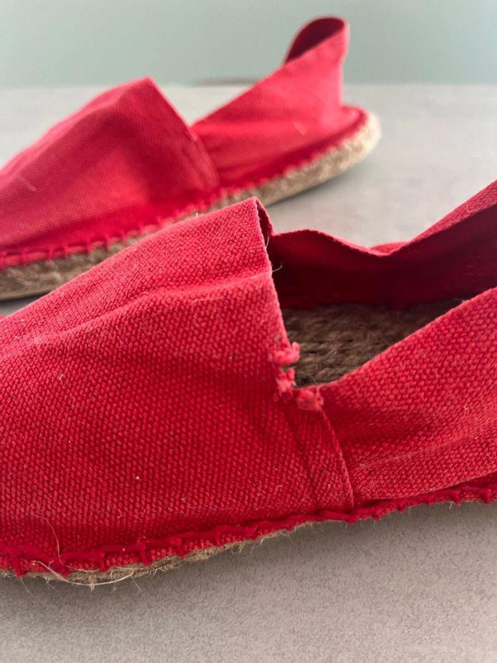 Espadrilles rouges - photo numéro 2