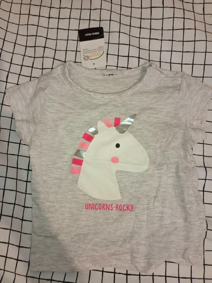 Tee shirt licorne - photo numéro 1