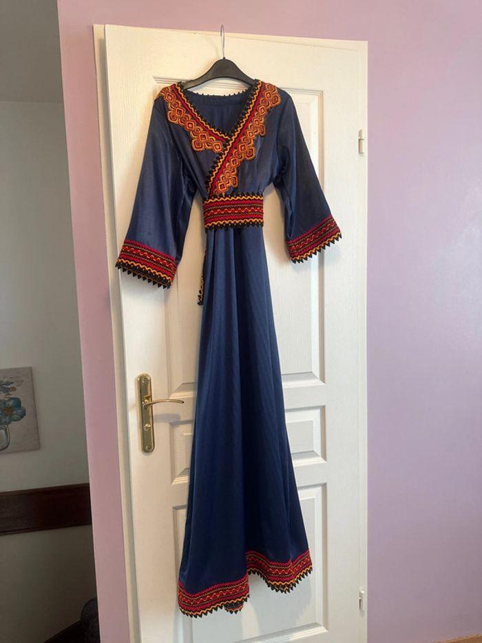 Robe kabyle bleu nuit - photo numéro 4