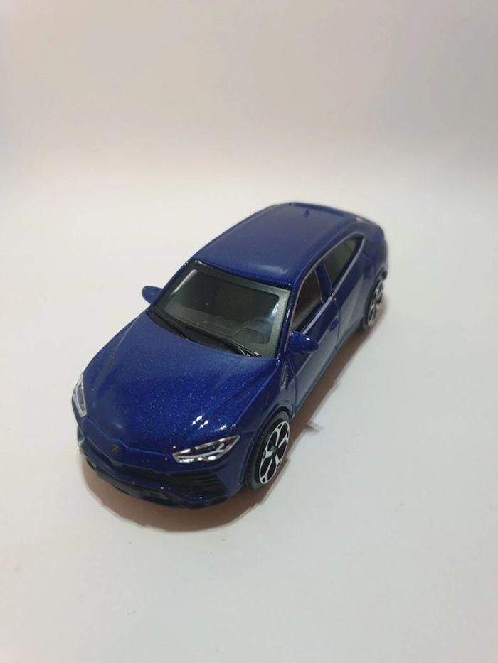 Lamborghini Urus 1/43 Bleu - Burago - photo numéro 3